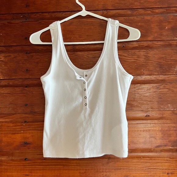 Abercrombie & Fitch Tops - Abercrombie and Fitch Henley Cropped Tank Medium